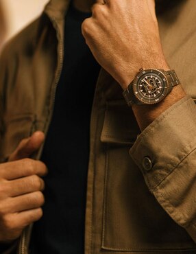 Reloj Rado Captain Cook para hombre R32150162