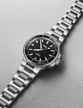 Reloj Oris Aquis Date unisex 73377924154-0781905P