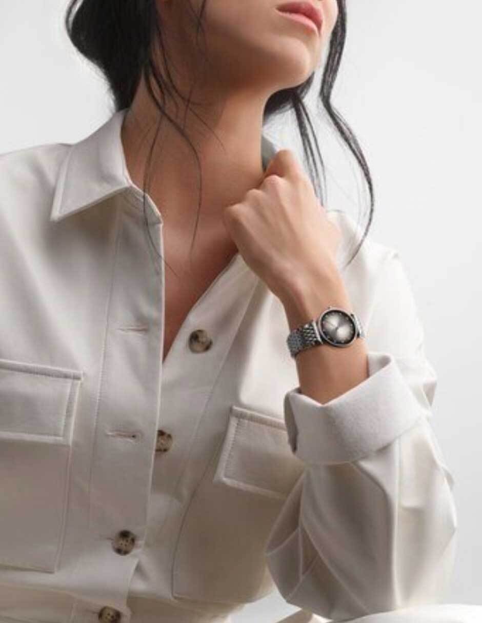 Reloj La grande classique de longines para mujer L45124776 4
