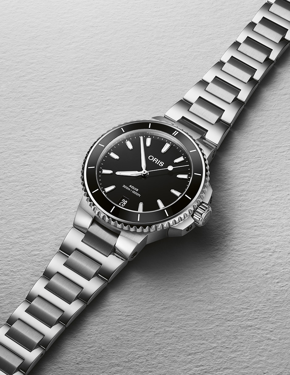 Reloj Aquis Date unisex 73377924154-0781905P 2