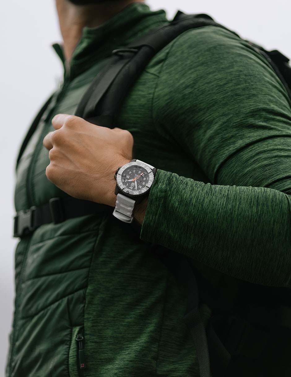 Reloj MIL - SPEC para hombre XL.3359.SET 12