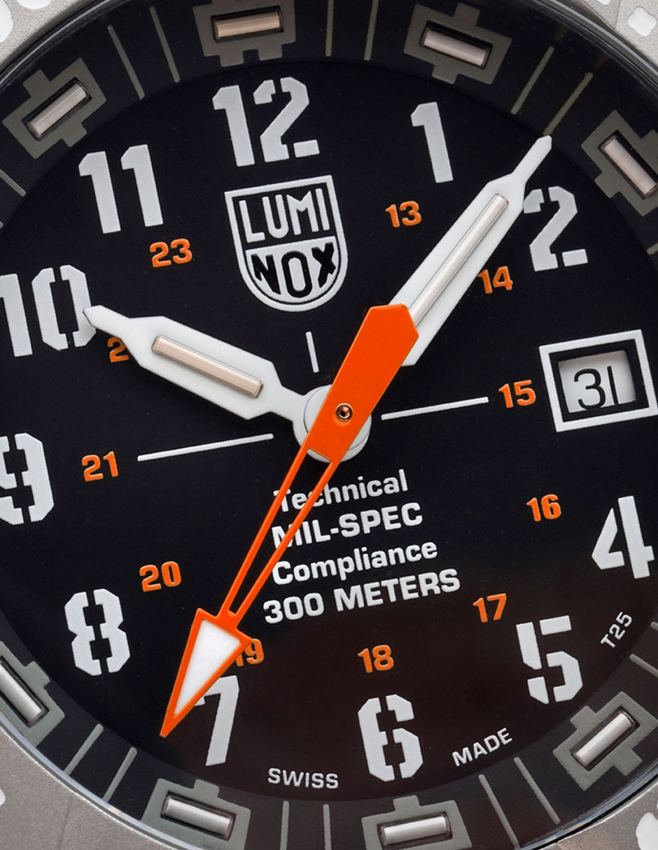 Reloj MIL - SPEC para hombre XL.3359.SET 9